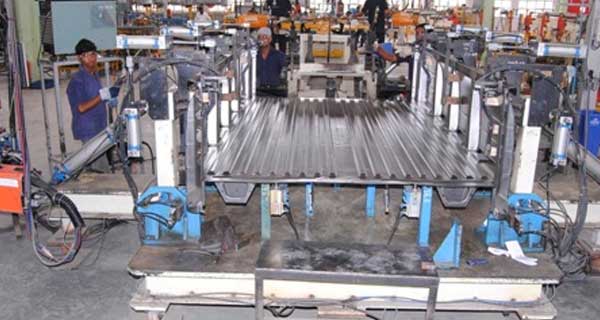 Assembly Line At Vendor Park